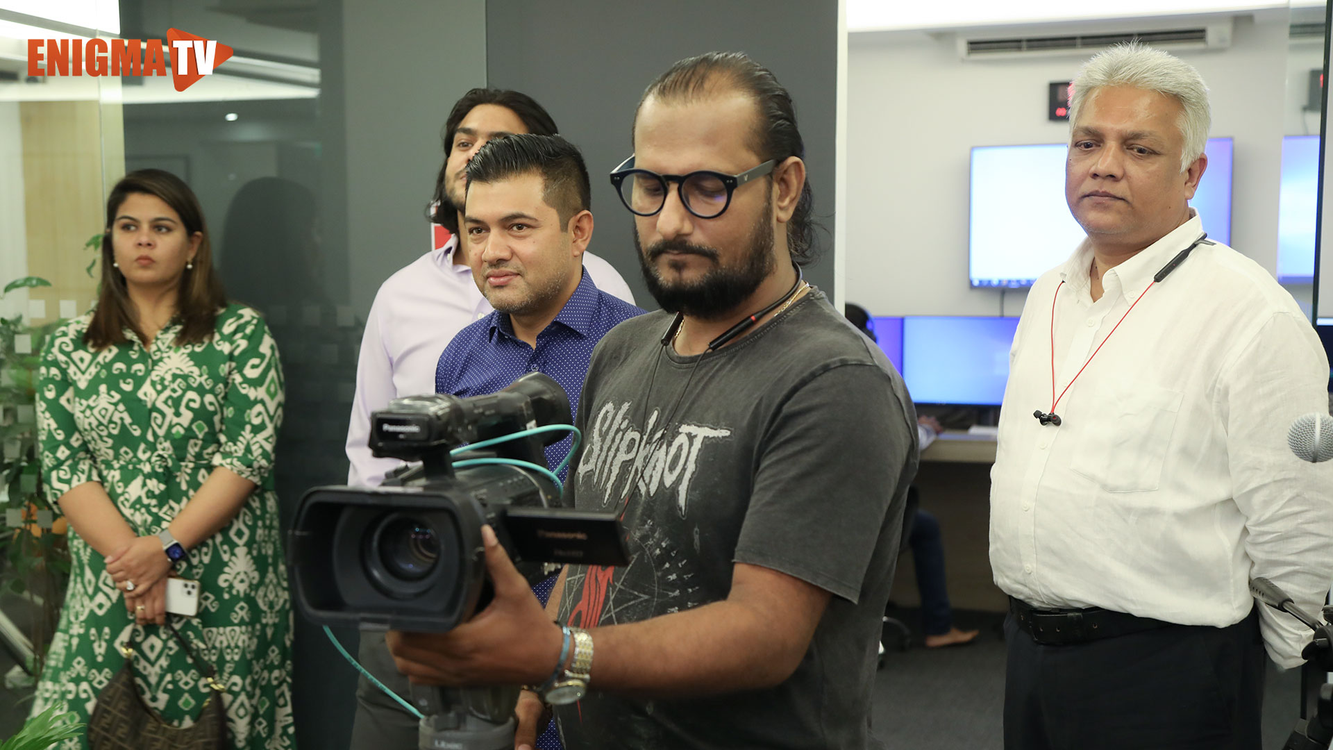 আজ গানের দিন